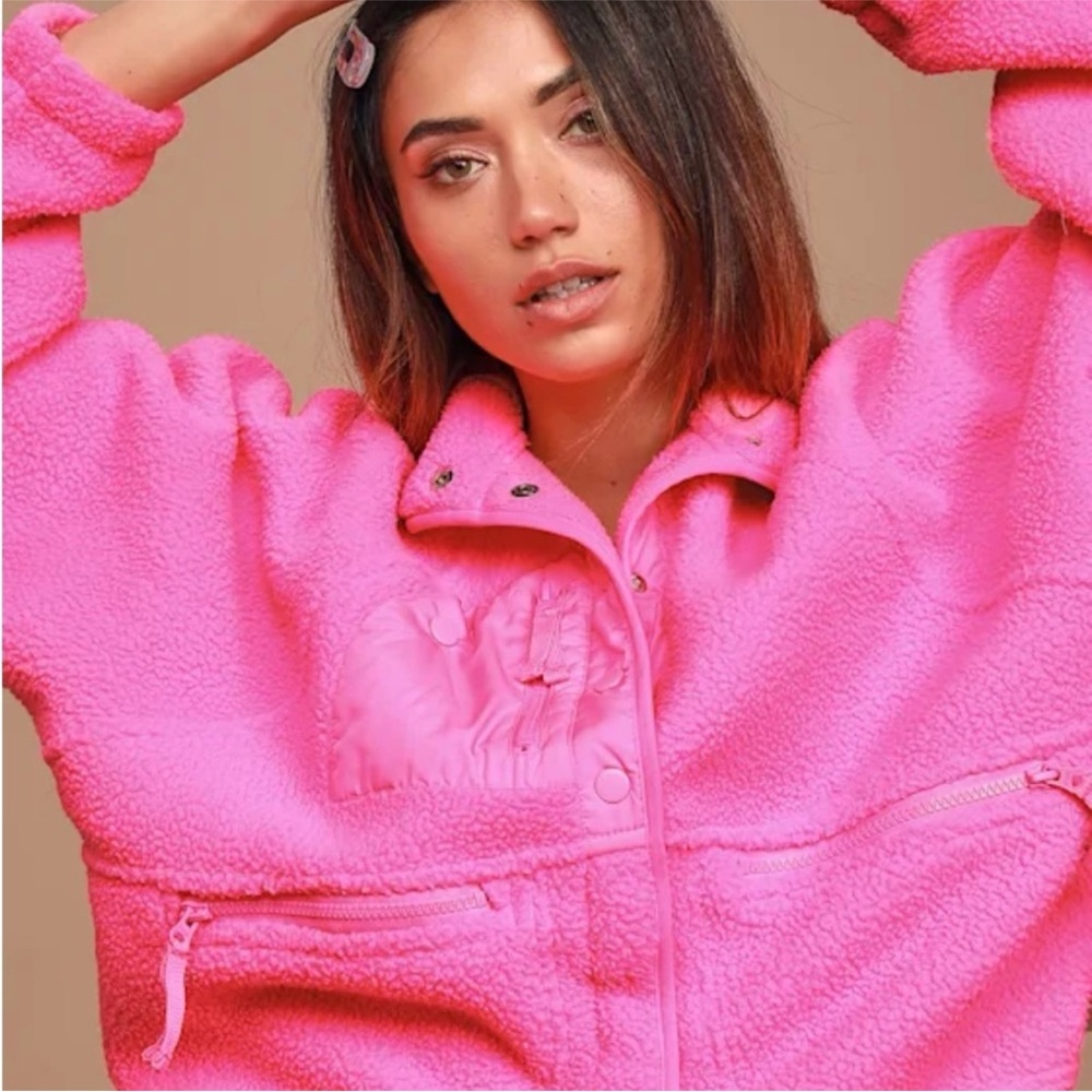 FP Movement ‘Hit the slopes’ Hot Pink Fleece Snap Jacket (Small) Retail: $148 - Picture 3 of 11